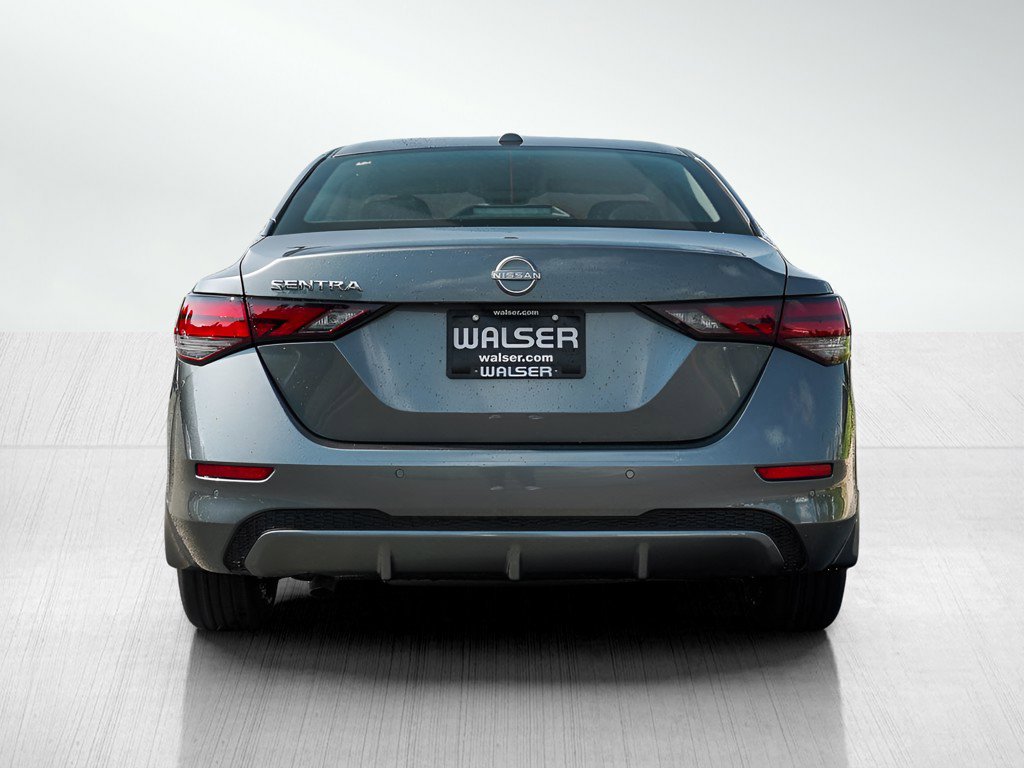 2025 Nissan Sentra SV photo 4