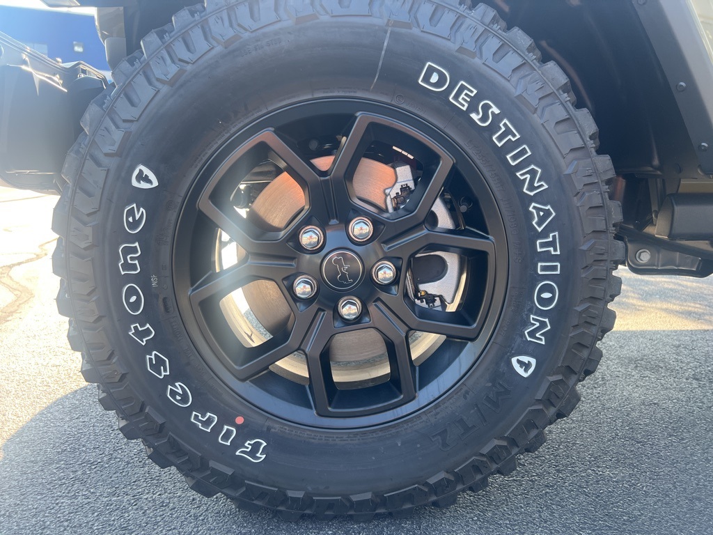 2025 Jeep Gladiator Willys photo 16
