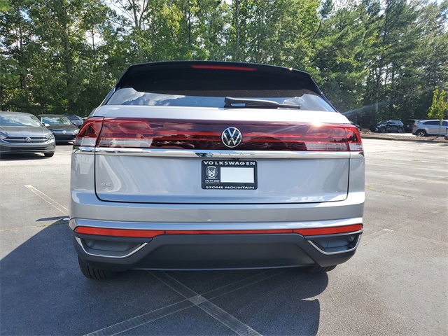 2026 Volkswagen Atlas Cross Sport SE photo 6