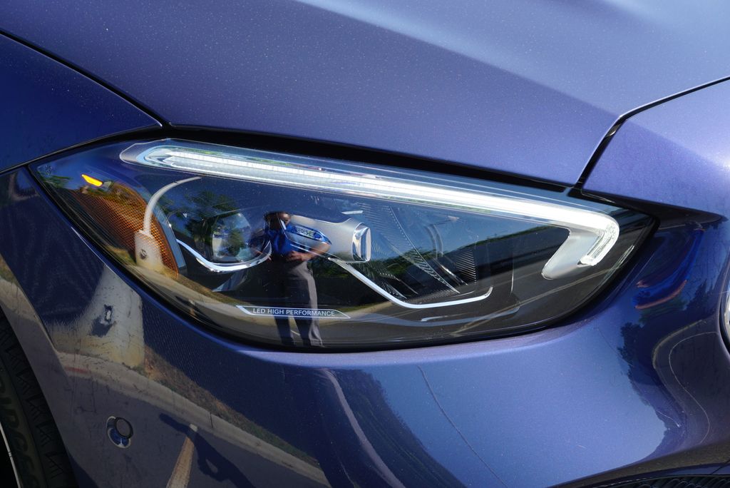 2025 Mercedes Benz C 300 photo 10