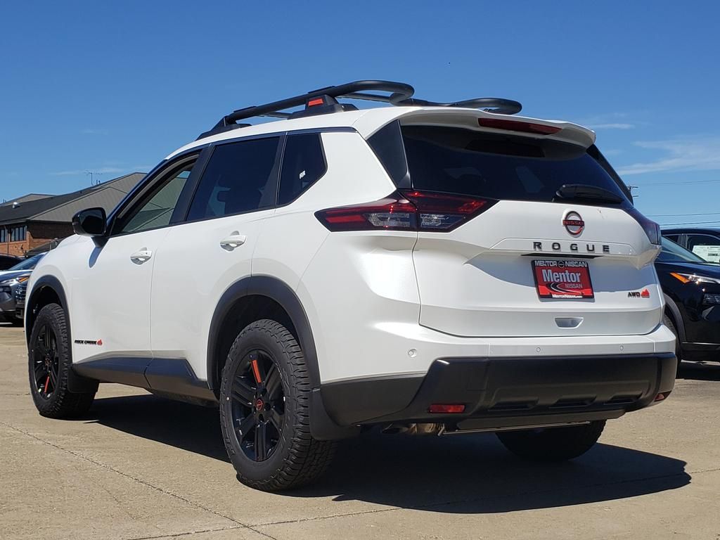 2026 Nissan Rogue SV photo 3