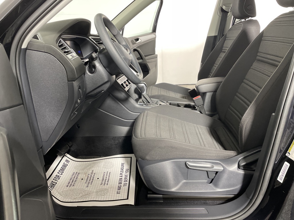2022 Volkswagen Tiguan S photo 12