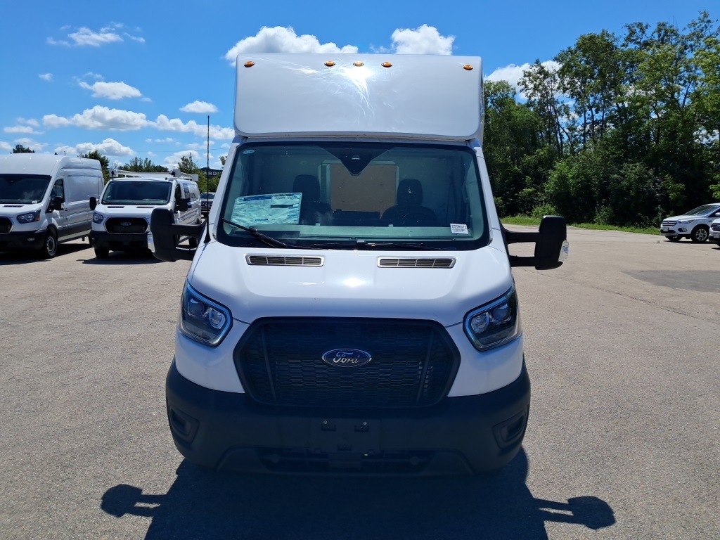 2025 Ford Transit Chassis Cutaway photo 2
