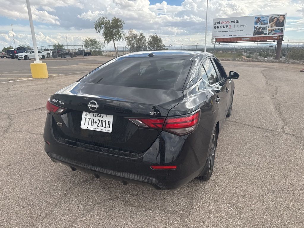2024 Nissan Sentra SV photo 10