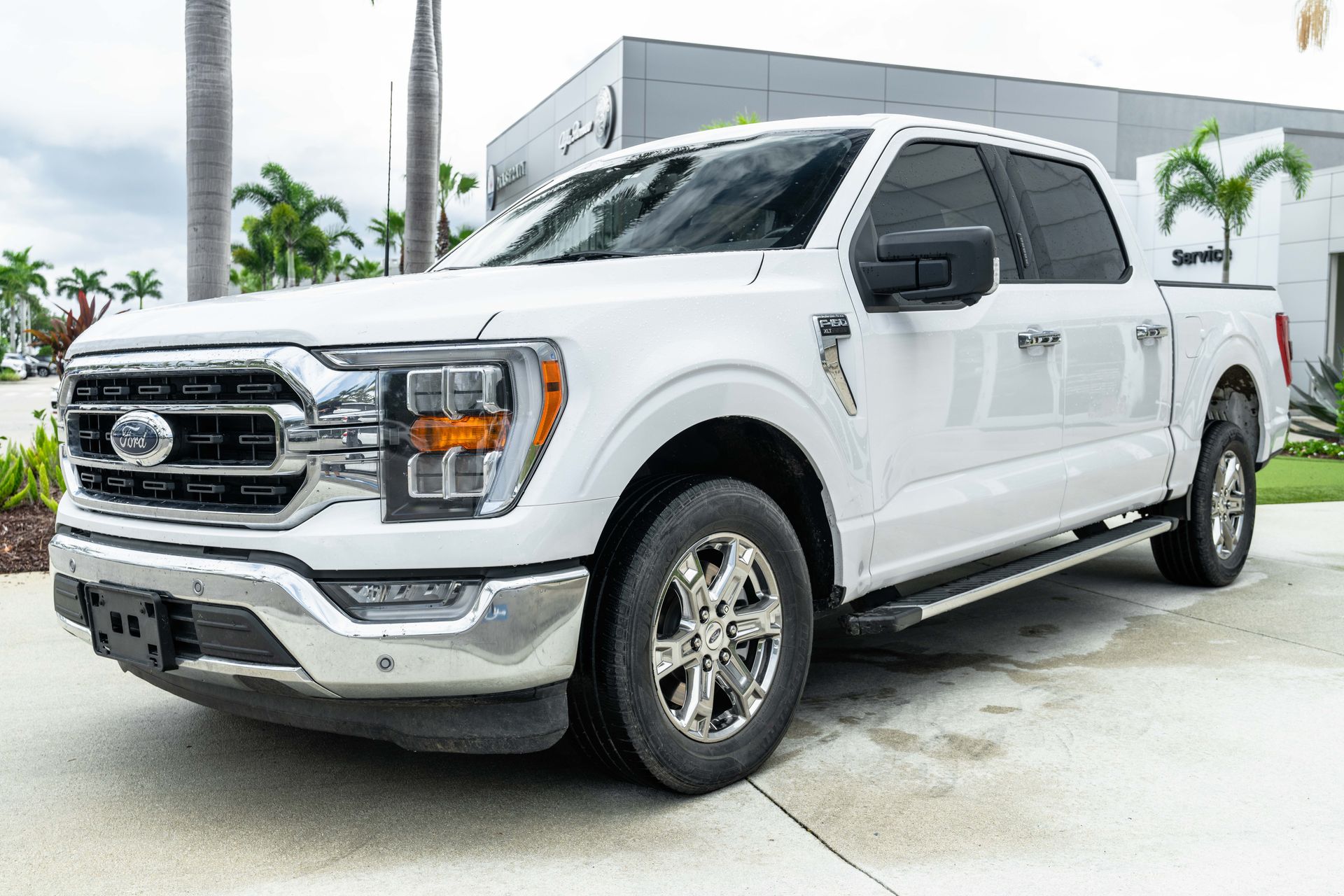 2022 Ford F-150 XLT photo 3