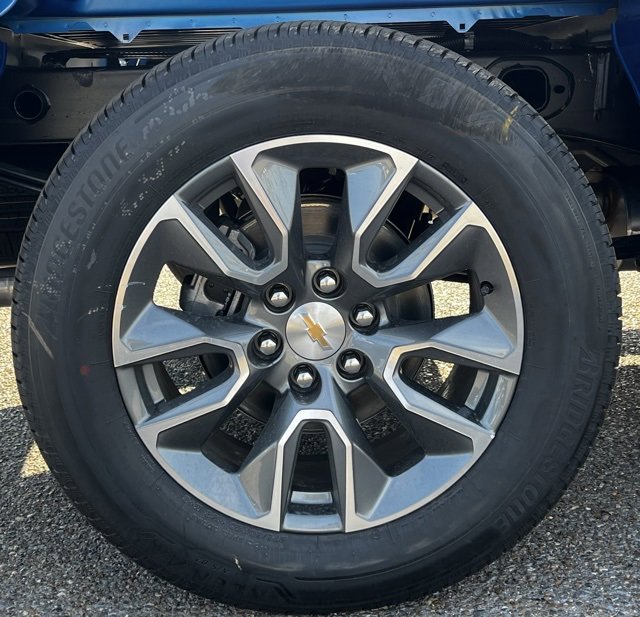 2026 Chevrolet Silverado 1500 LT photo 9