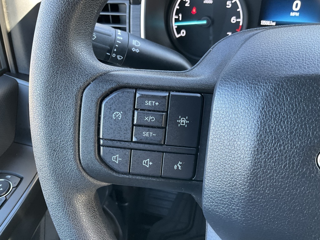 2022 Ford F-150 XL photo 3