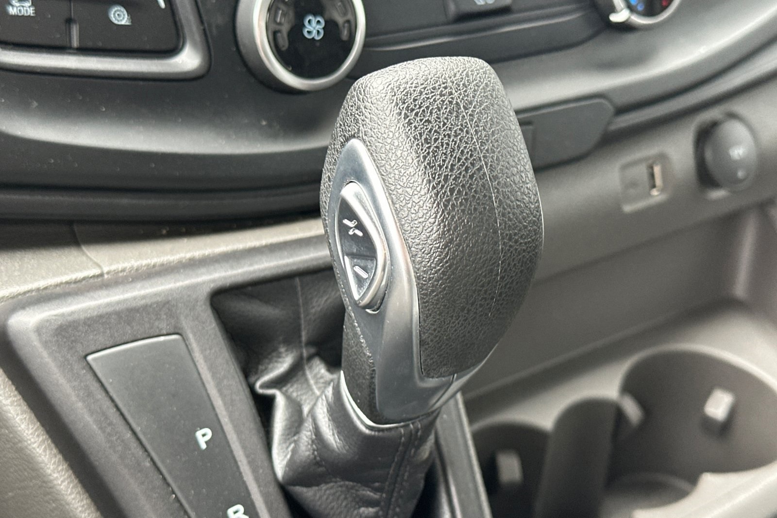 2023 Ford Transit photo 17