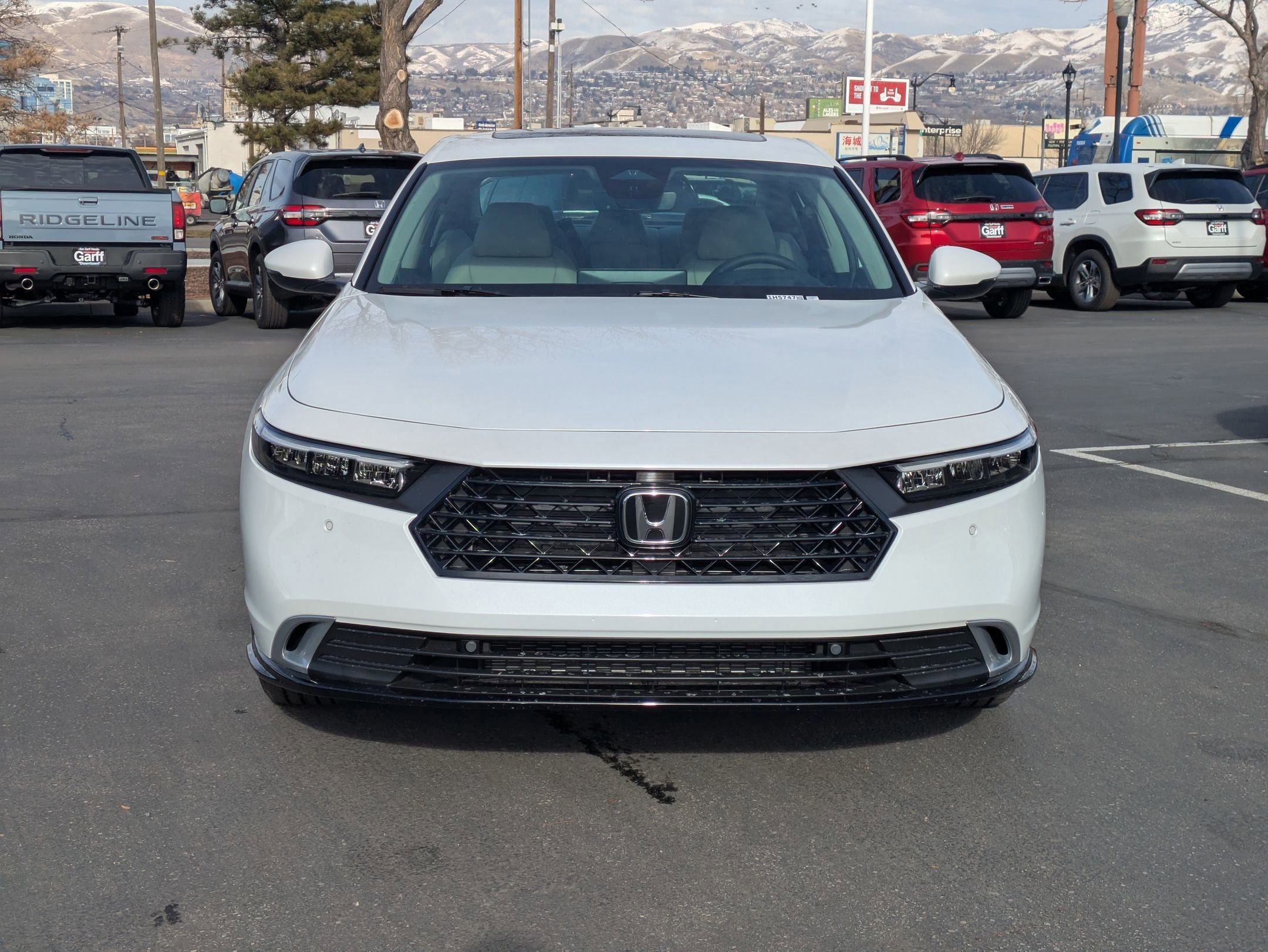 2025 Honda Accord Hybrid Touring photo 8