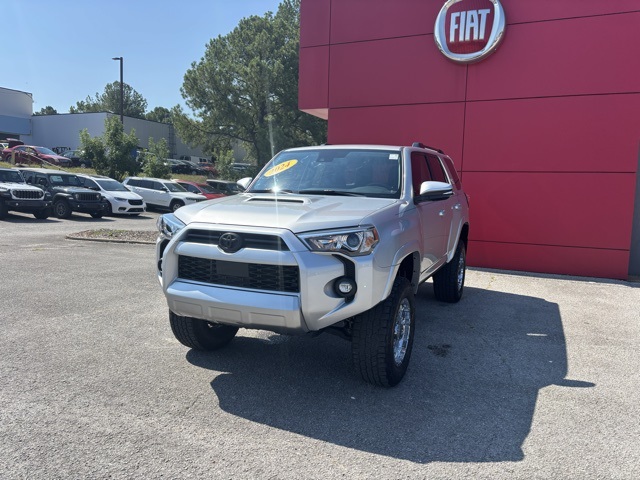 2024 Toyota 4Runner TRD Off-Road Premium photo 2