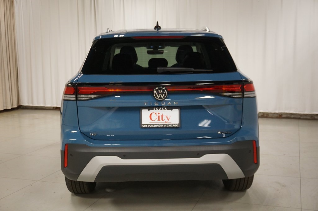 2025 Volkswagen Tiguan SE photo 4