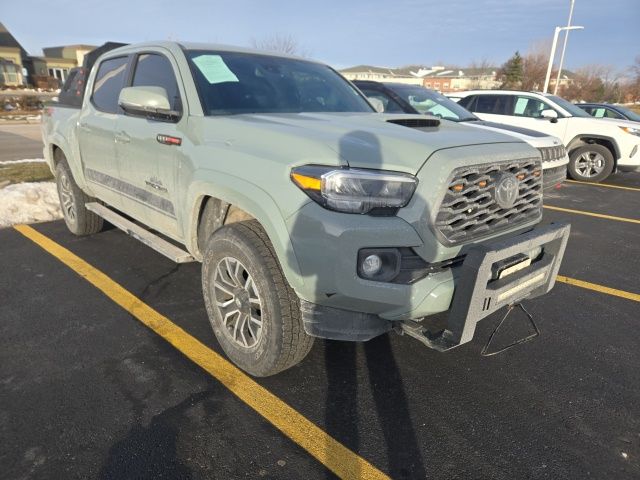 2022 Toyota Tacoma TRD Sport's photo