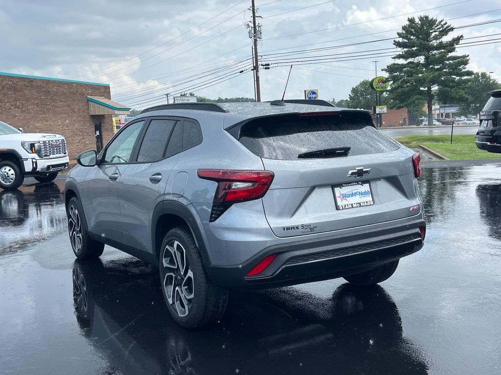 2025 Chevrolet Trax photo 5