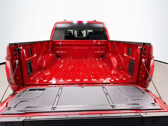 2025 Ford F-150 XLT photo 26