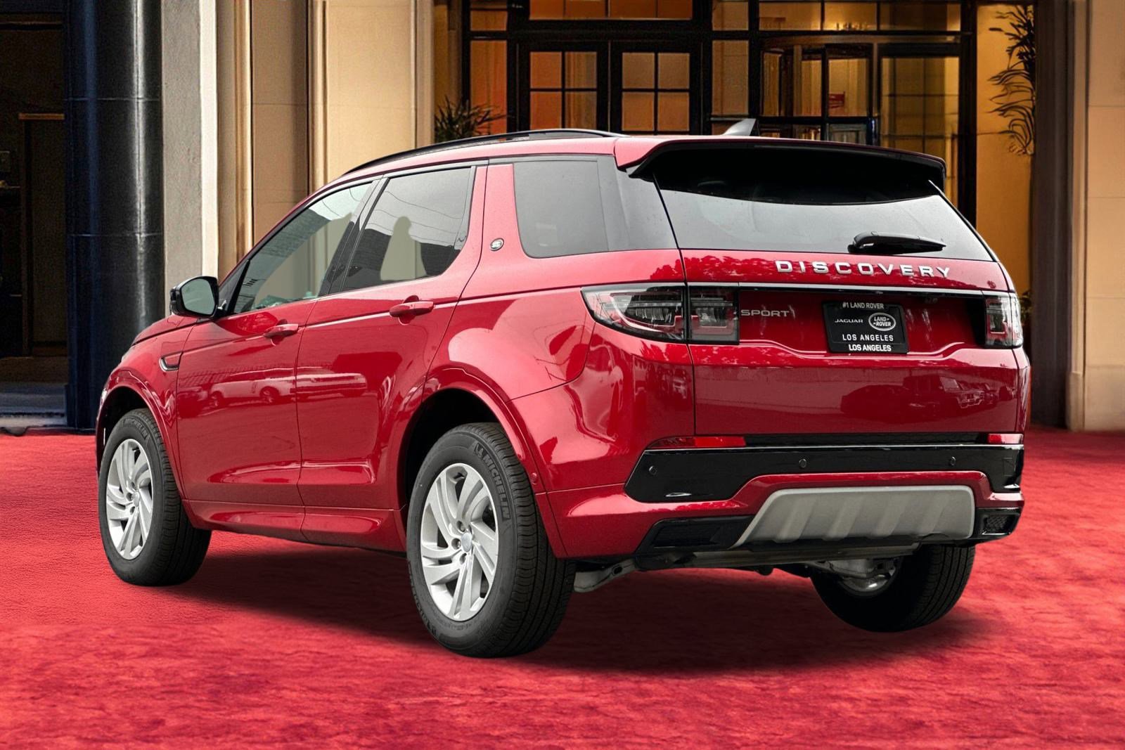 2024 Land Rover Discovery Sport S photo 3