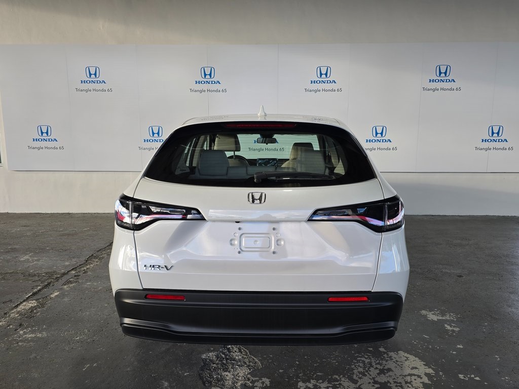 2025 Honda HR-V LX photo 3