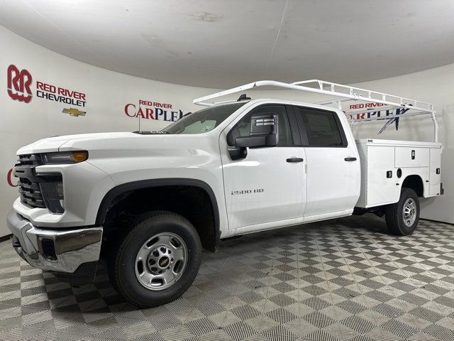 2025 Chevrolet Silverado 2500HD photo 3