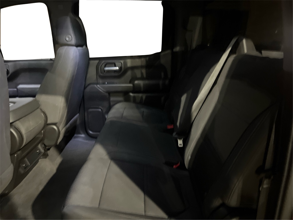 2020 Chevrolet Silverado 1500 Custom photo 10