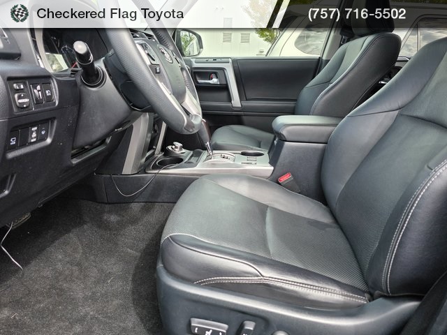 2022 Toyota 4Runner Limited photo 9