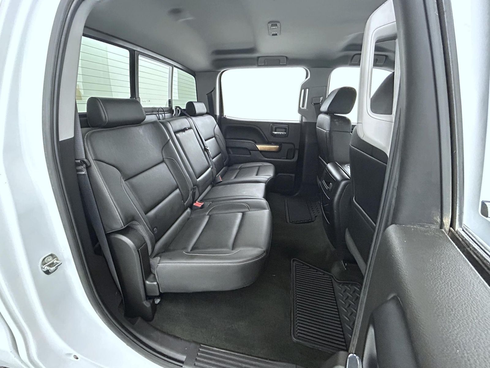 2018 Chevrolet Silverado 1500 LTZ photo 18