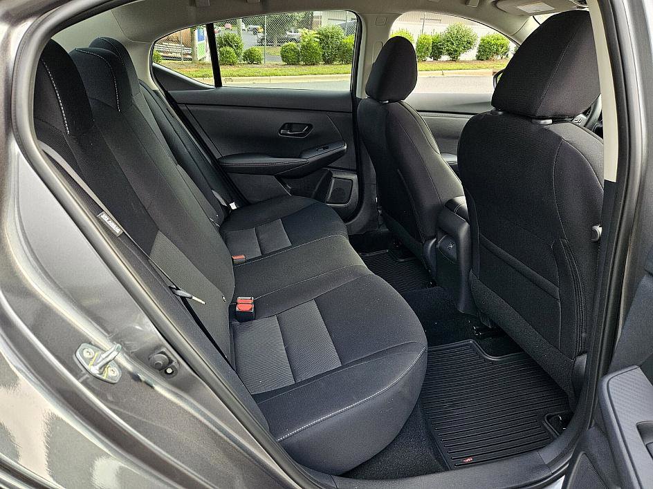 2025 Nissan Sentra SV photo 14