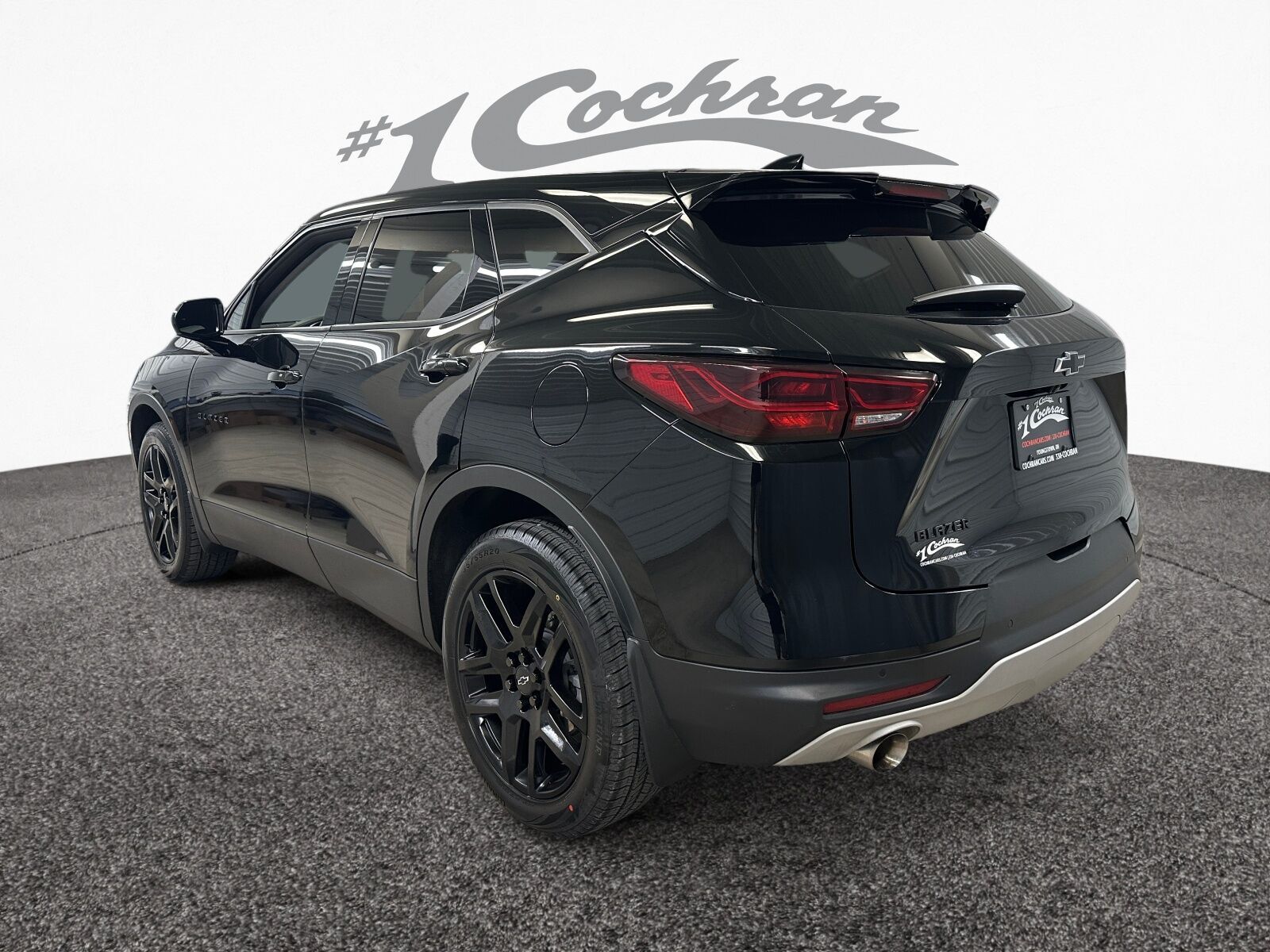 2023 Chevrolet Blazer 2LT photo 2