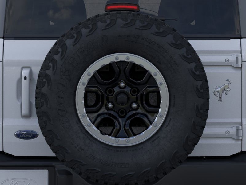 2025 Ford Bronco Outer Banks photo 24