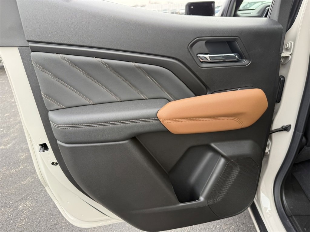 2026 GMC CANYON - Image 29