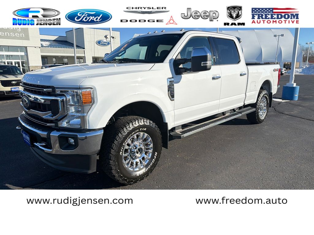 2022 Ford F-350 Super Duty XLT's photo
