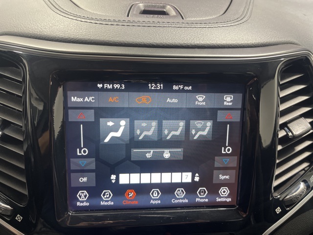 2020 Jeep Cherokee Limited photo 15