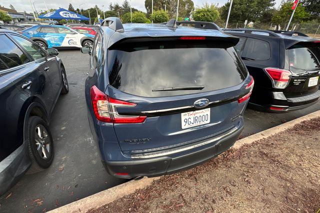 2023 Subaru Ascent Onyx Edition photo 2