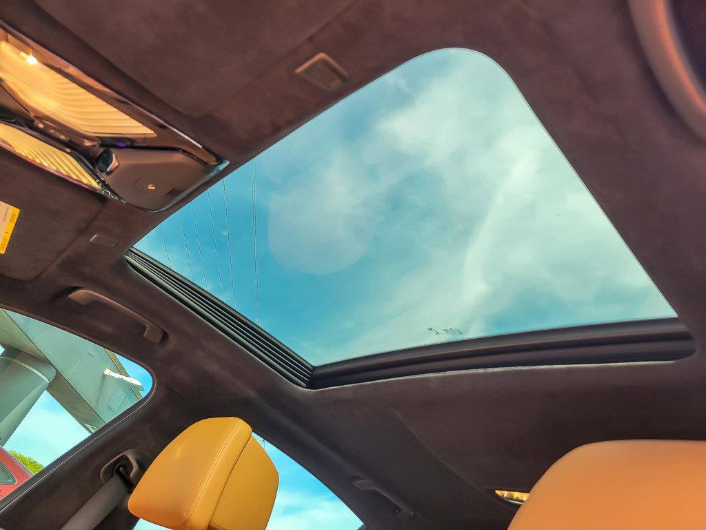 2021 BMW M550I - Image 13