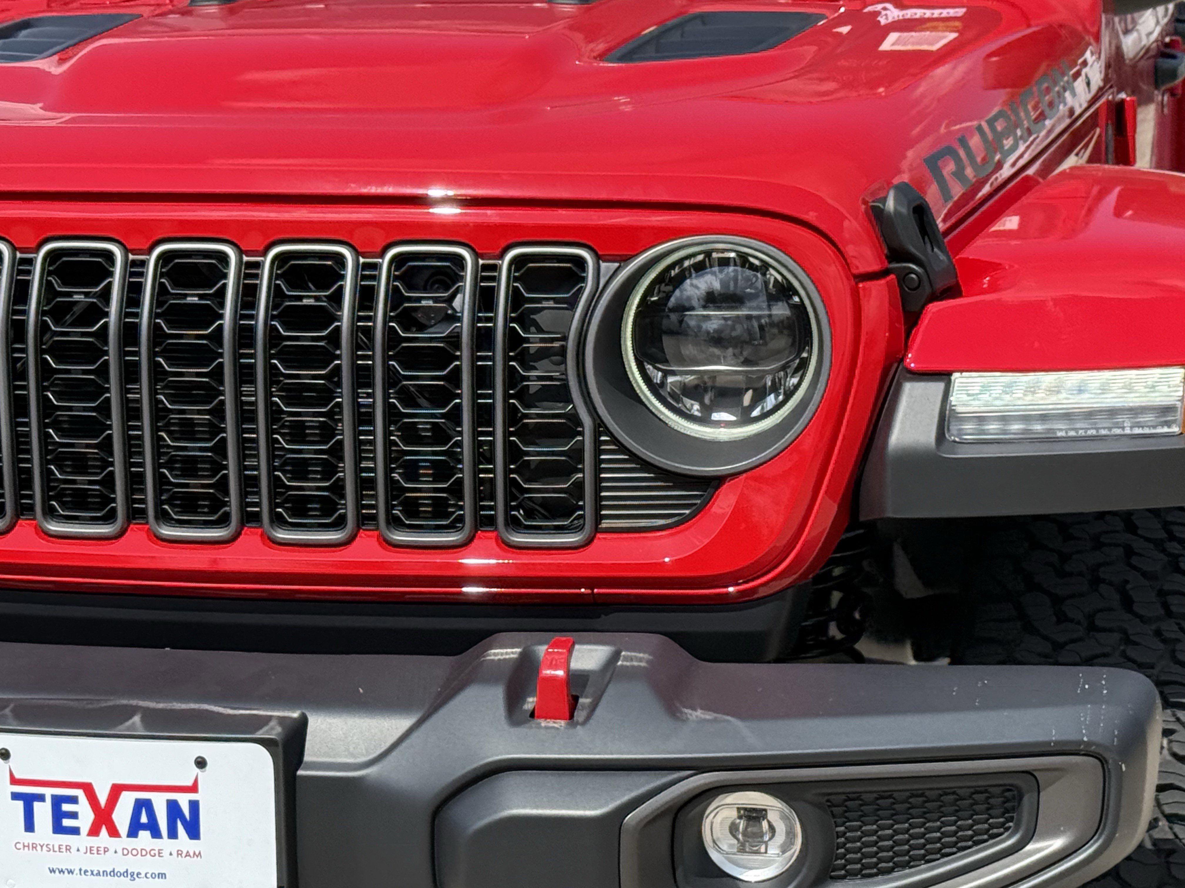 2025 Jeep Wrangler Rubicon photo 4