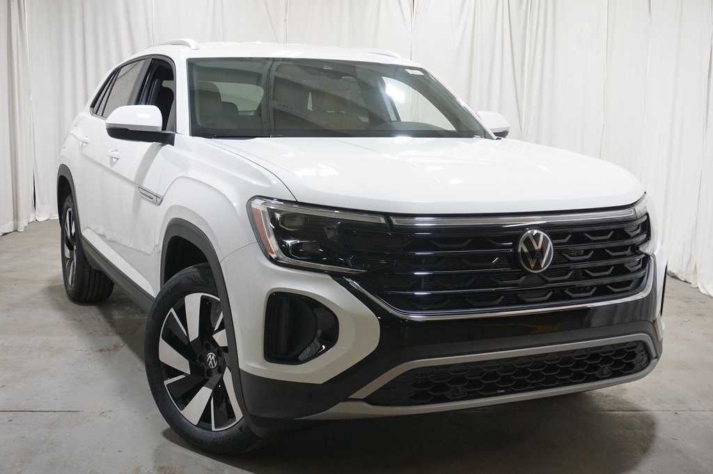 2025 Volkswagen Atlas Cross Sport SE Technology photo 4