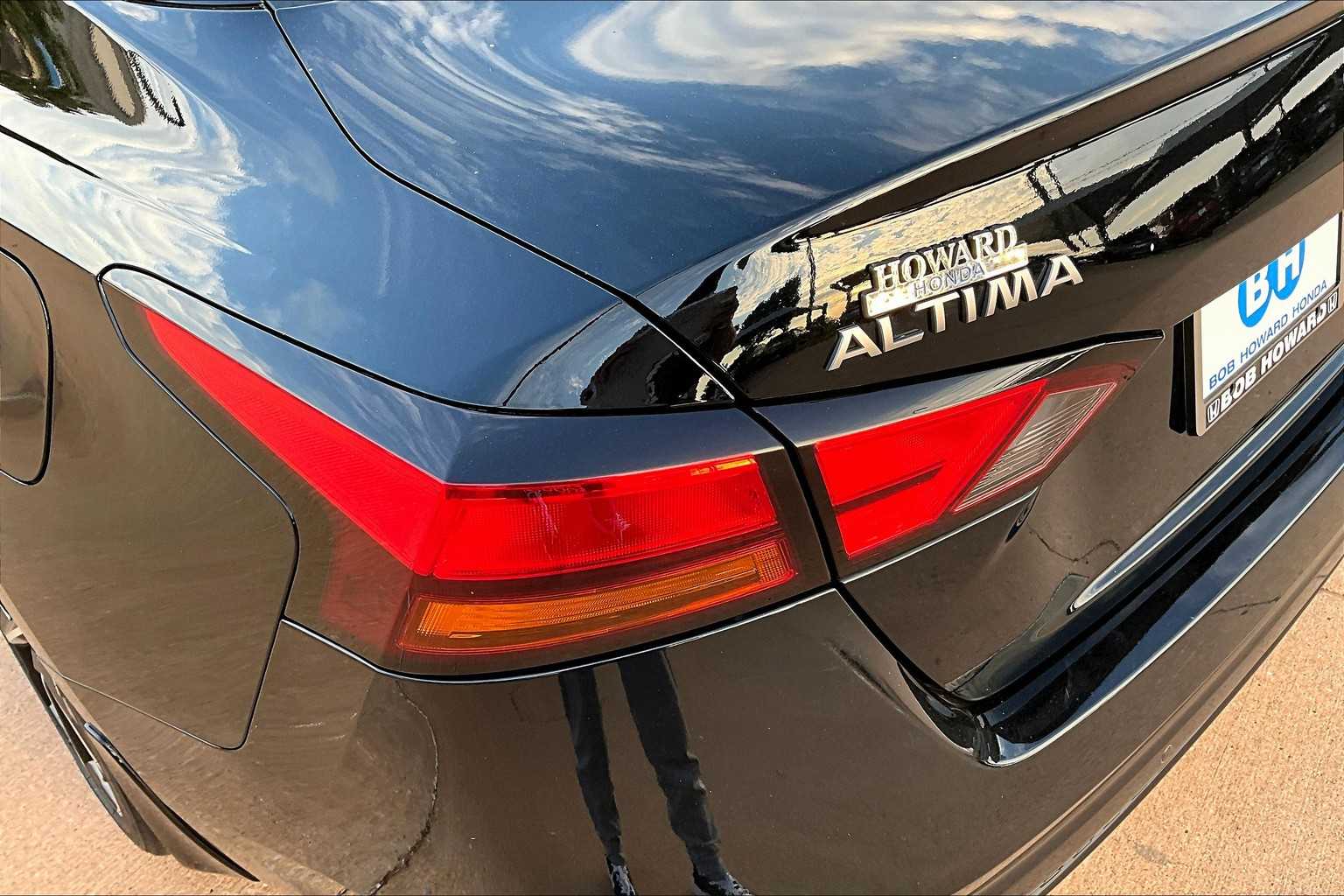 2024 Nissan Altima 2.5 SR photo 26