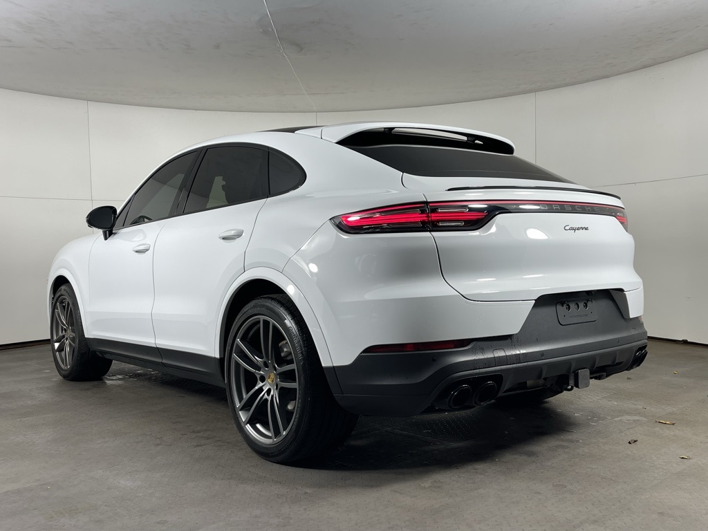 2023 Porsche Cayenne Coupe Platinum Edition photo 3