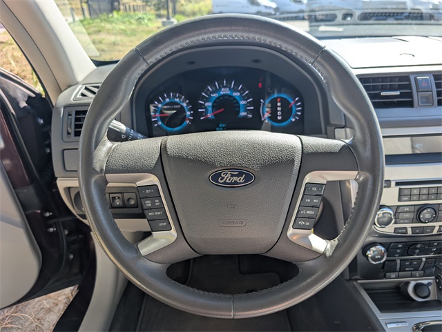 2011 Ford Fusion SEL photo 15