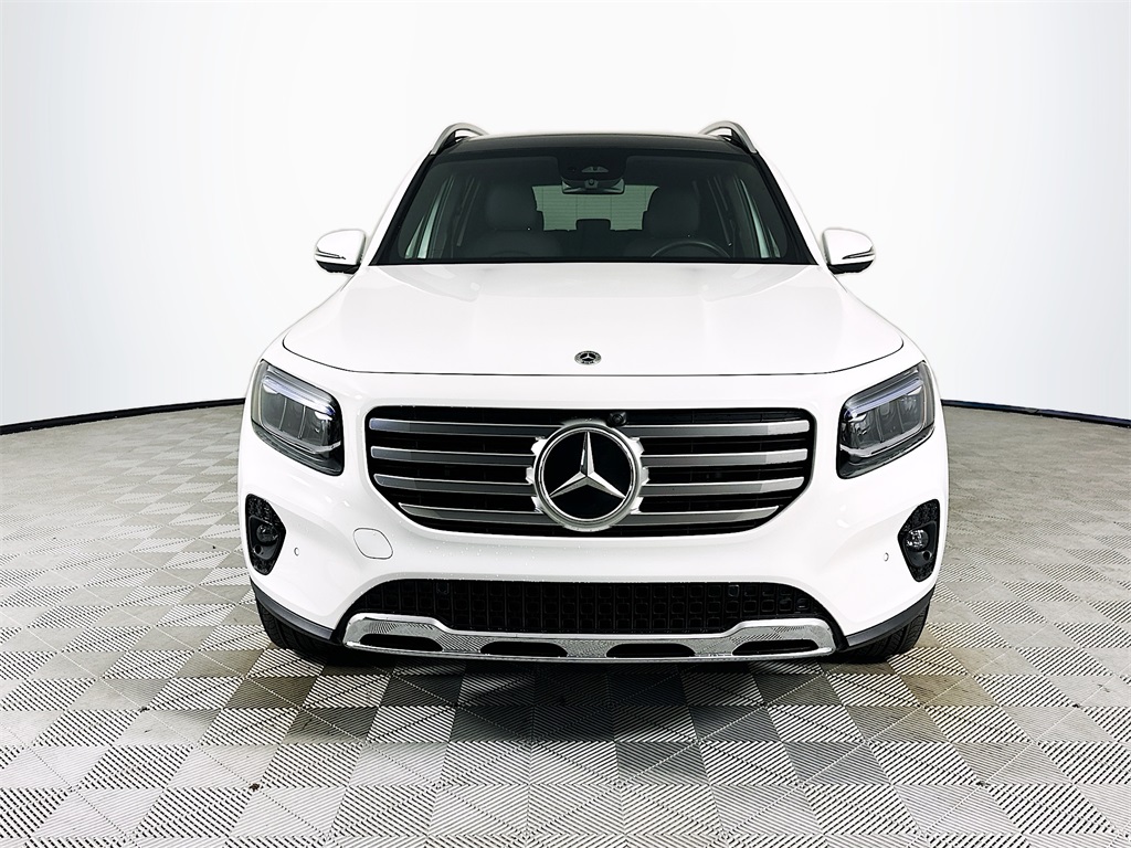 2025 Mercedes Benz GLB 250 photo 2