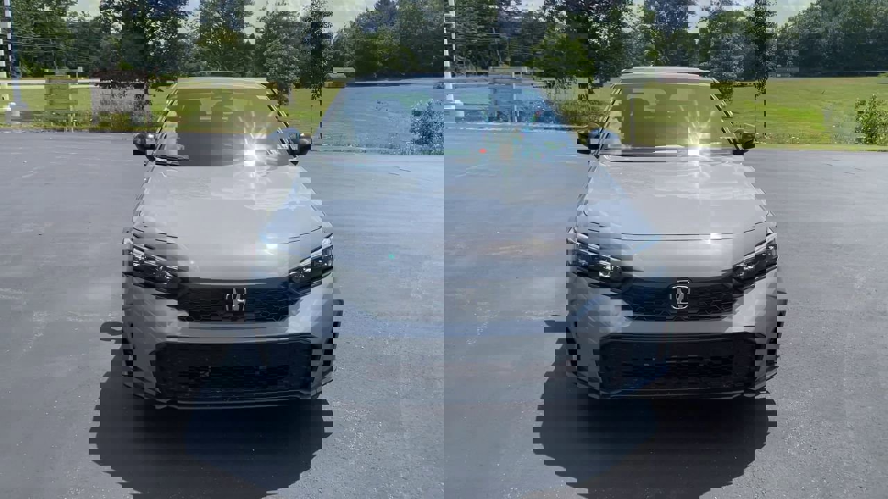 2025 Honda Civic Sport photo 2