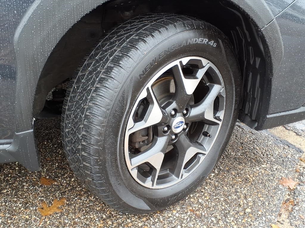 2018 Subaru Crosstrek 2.0i Premium photo 3