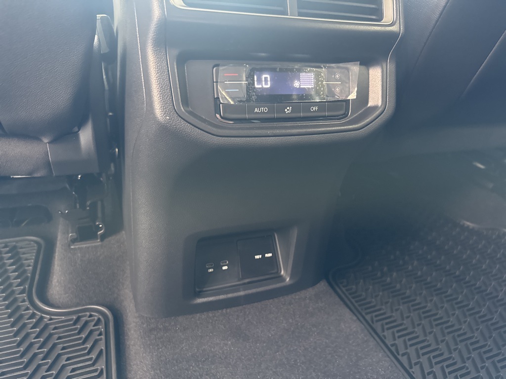 2026 Volkswagen Atlas Peak Edition SE photo 26