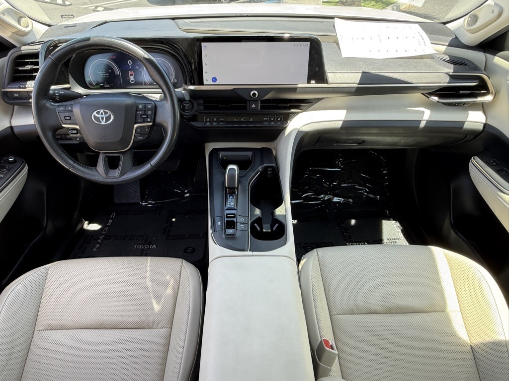 2023 Toyota Crown Limited photo 27