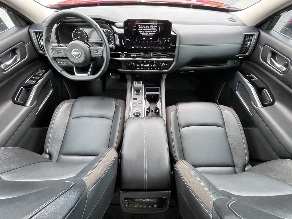 2024 Nissan Pathfinder SL photo 10