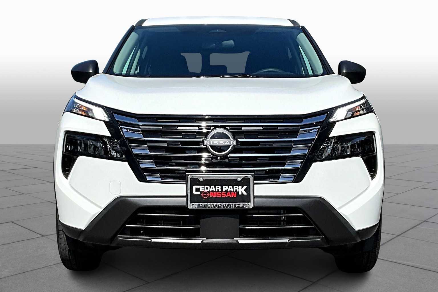 2026 Nissan Rogue S photo 3