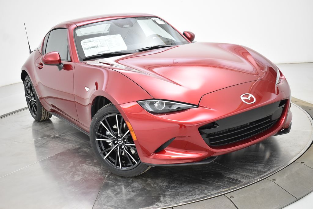 2025 Mazda MX-5 Miata Miata RF Grand Touring photo 2