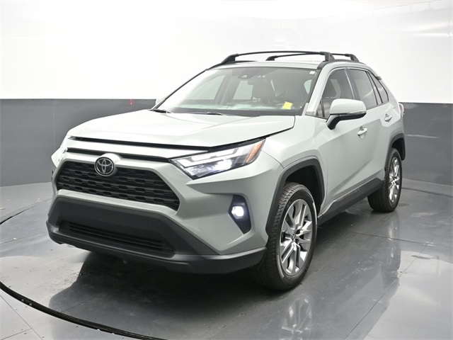 2023 Toyota RAV4 XLE Premium's photo