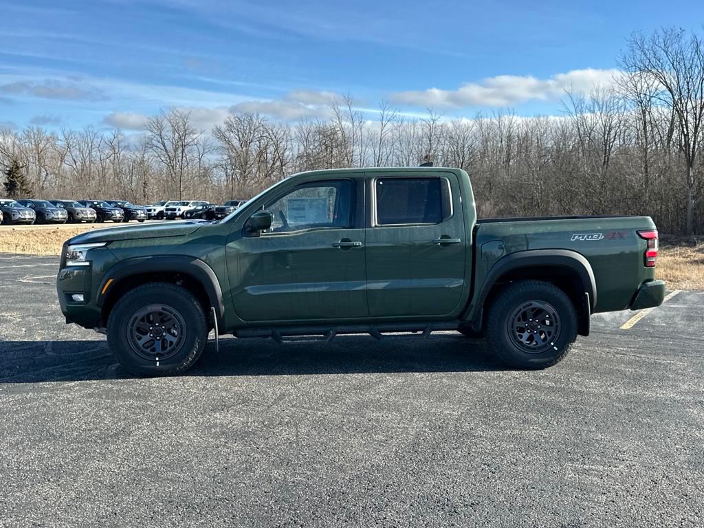 2025 Nissan Frontier PRO-4X photo 3