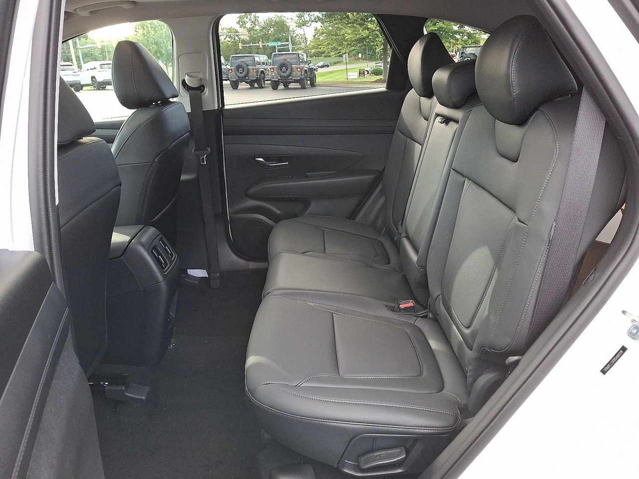 2025 Hyundai Tucson SEL Convenience photo 4