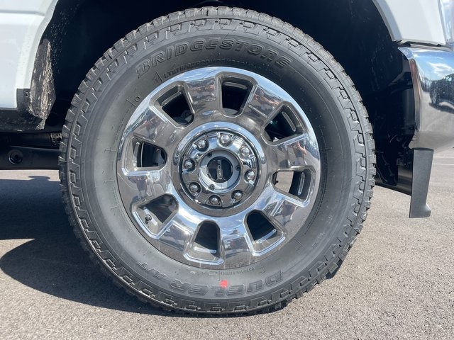 2025 Ford F-350 photo 8