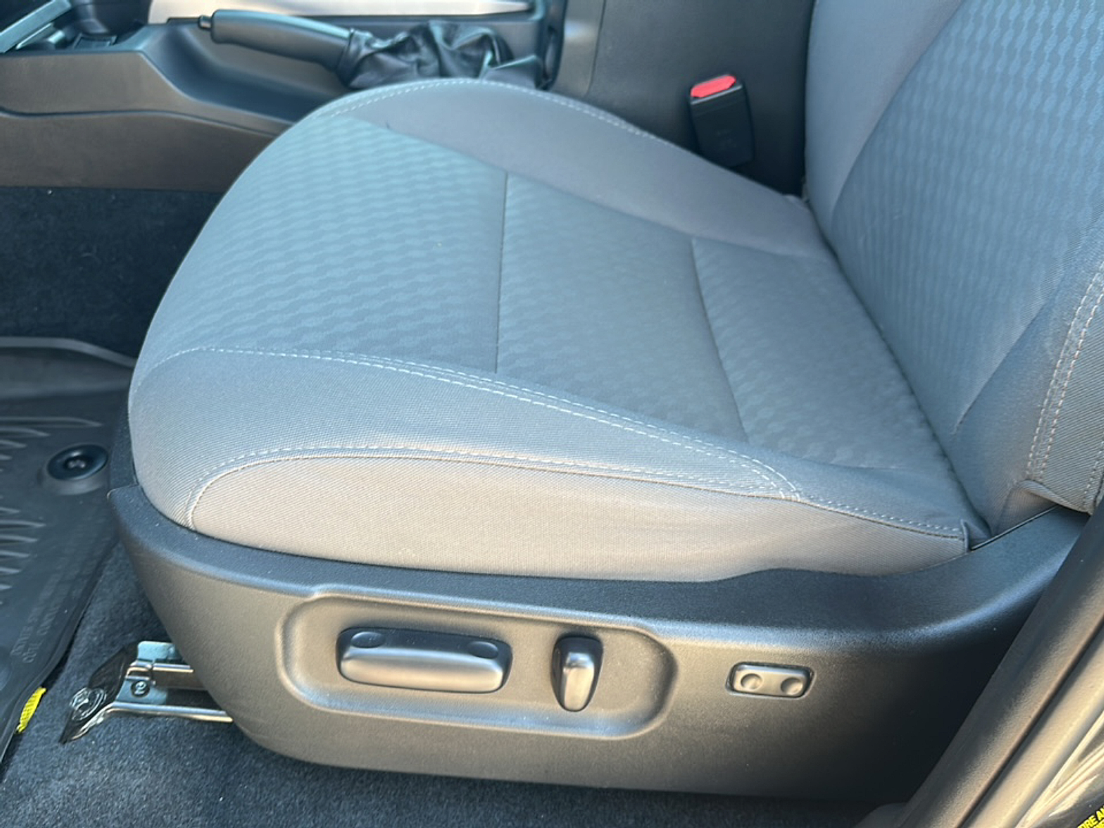 2020 Toyota Tacoma SR5 V6 photo 4